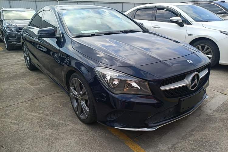 Used Mercedes-Benz CLA 2017 Refreshed CLA 200 Sport Edition Front Right 45 Deg