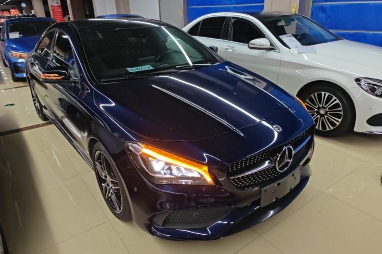 Used Mercedes-Benz CLA 2017 CLA 220 4MATIC Front Right 45 Deg