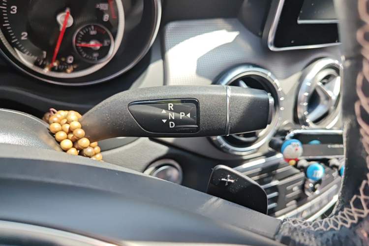 Used Mercedes-Benz CLA 2017 CLA 200 Style Edition Gear Lever