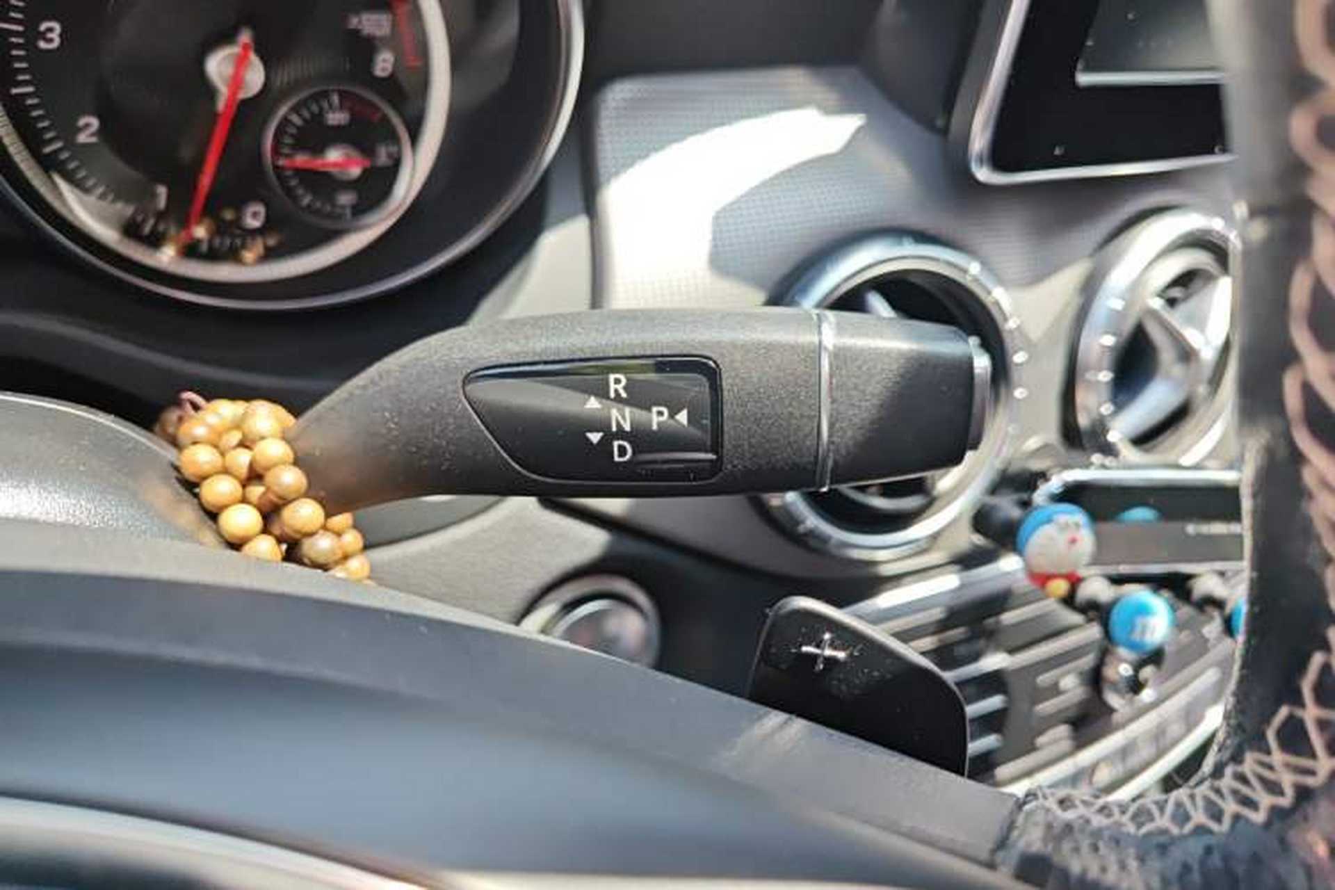 Used Mercedes-Benz CLA 2017 CLA 200 Style Edition Gear Lever