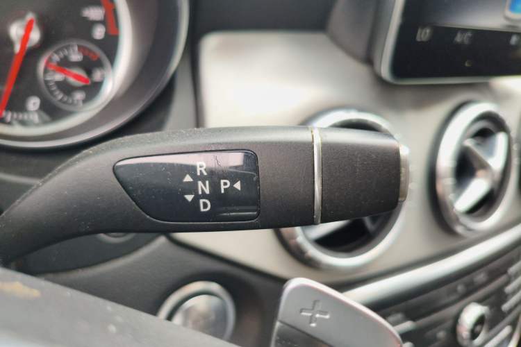 Used Mercedes-Benz CLA 2017 CLA 220 4MATIC Gear Lever