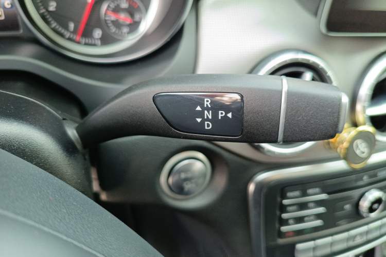 Used Mercedes-Benz CLA 2017 Facelifted CLA 200 Stylish Edition Gear Lever