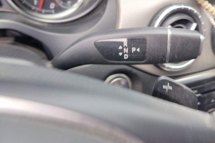 Used Mercedes-Benz CLA 2017 Facelifted CLA 200 Stylish Edition Gear Lever