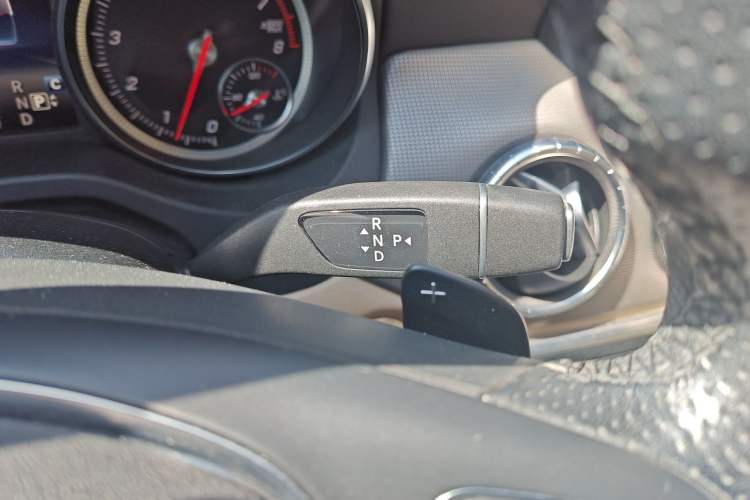 Used Mercedes-Benz CLA 2017 Facelifted CLA 200 Stylish Edition Gear Lever