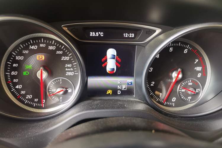 Used Mercedes-Benz CLA 2017 Refreshed CLA 220 4MATIC Instrument Cluster