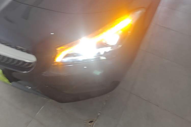 Used Mercedes-Benz CLA 2017 Facelifted CLA 200 Stylish Edition Left Front Headlight