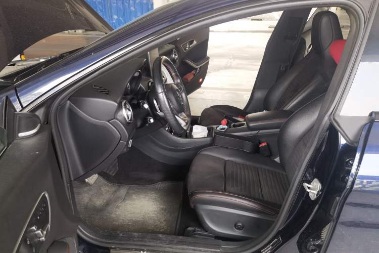 Used Mercedes-Benz CLA 2017 Refreshed CLA 220 4MATIC Left Front Seat