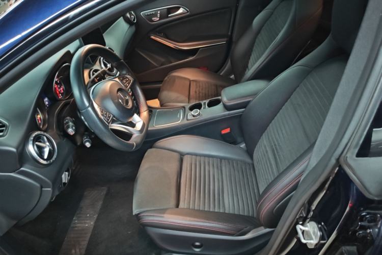 Used Mercedes-Benz CLA 2017 CLA 220 4MATIC Left Front Seat