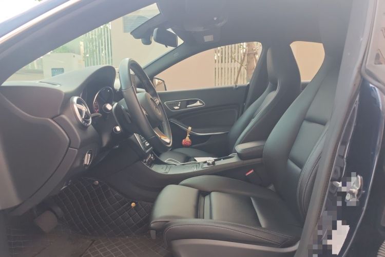 Used Mercedes-Benz CLA 2017 Facelifted CLA 200 Stylish Edition Left Front Seat