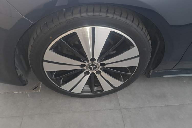 Used Mercedes-Benz CLA 2017 Facelifted CLA 200 Stylish Edition Left Front Wheel Hub