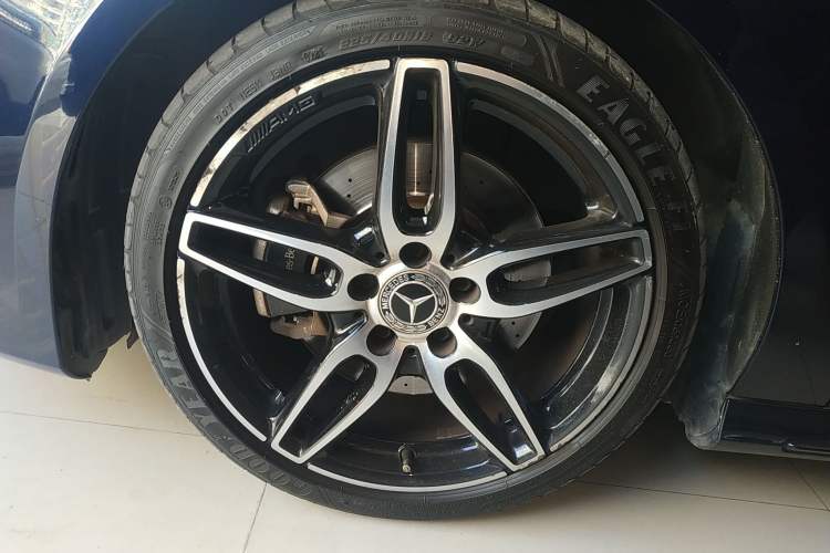 Used Mercedes-Benz CLA 2017 CLA 220 4MATIC Left Front Wheel Hub