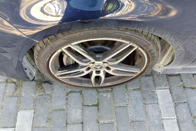Used Mercedes-Benz CLA 2017 Refreshed CLA 220 4MATIC Left Front Wheel Hub