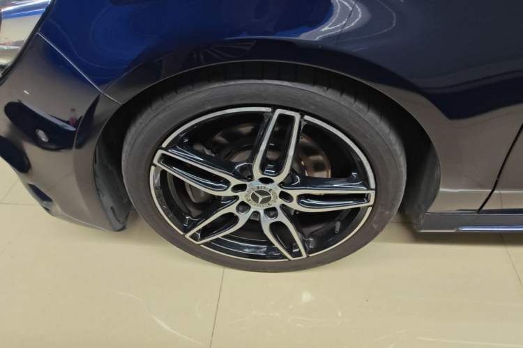 Used Mercedes-Benz CLA 2017 CLA 220 4MATIC Left Front Wheel Hub