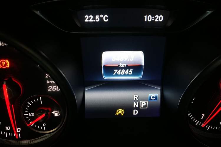 Used Mercedes-Benz CLA 2017 CLA 220 4MATIC Odometer Close Up