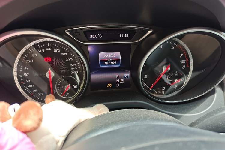 Used Mercedes-Benz CLA 2017 Facelifted CLA 200 Stylish Edition Odometer Close Up