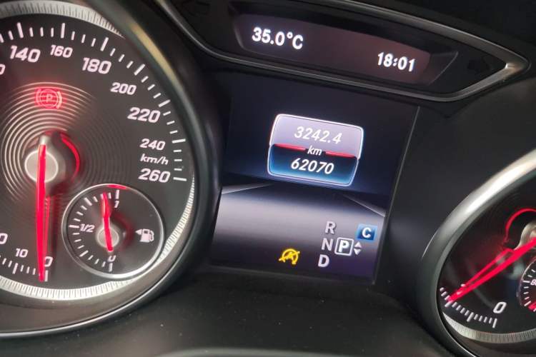 Used Mercedes-Benz CLA 2017 Facelifted CLA 200 Stylish Edition Odometer Close Up