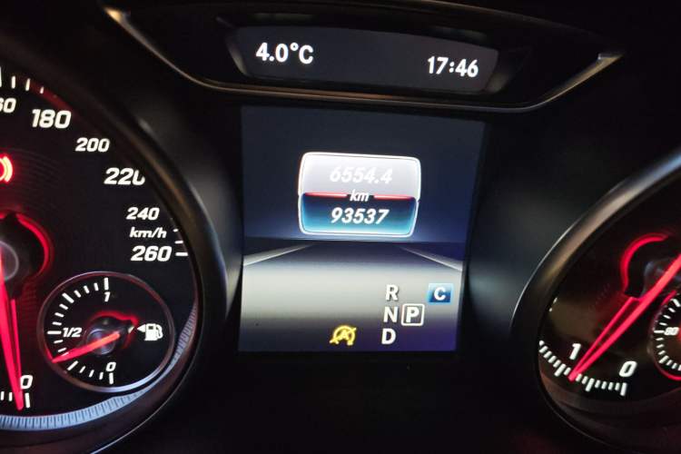 Used Mercedes-Benz CLA 2017 Facelifted CLA 180 Odometer Close Up