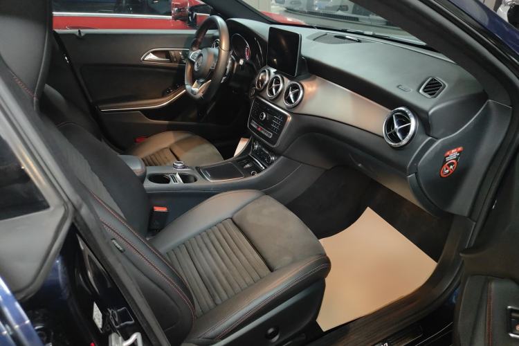 Used Mercedes-Benz CLA 2017 CLA 220 4MATIC Right Front Seat
