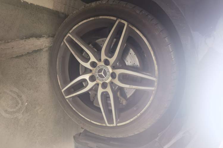 Used Mercedes-Benz CLA 2017 Refreshed CLA 220 4MATIC Right Front Wheel Hub
