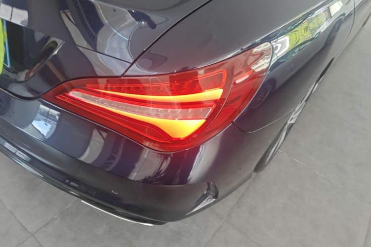 Used Mercedes-Benz CLA 2017 Facelifted CLA 200 Stylish Edition Right Rear Taillight