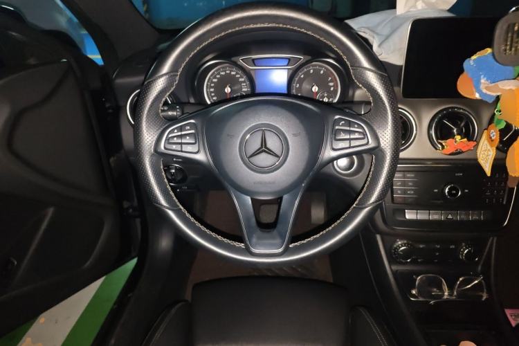 Used Mercedes-Benz CLA 2017 Facelifted CLA 200 Stylish Edition Steering Wheel