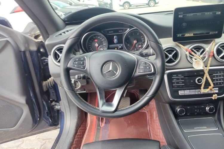 Used Mercedes-Benz CLA 2017 Facelifted CLA 200 Stylish Edition Steering Wheel