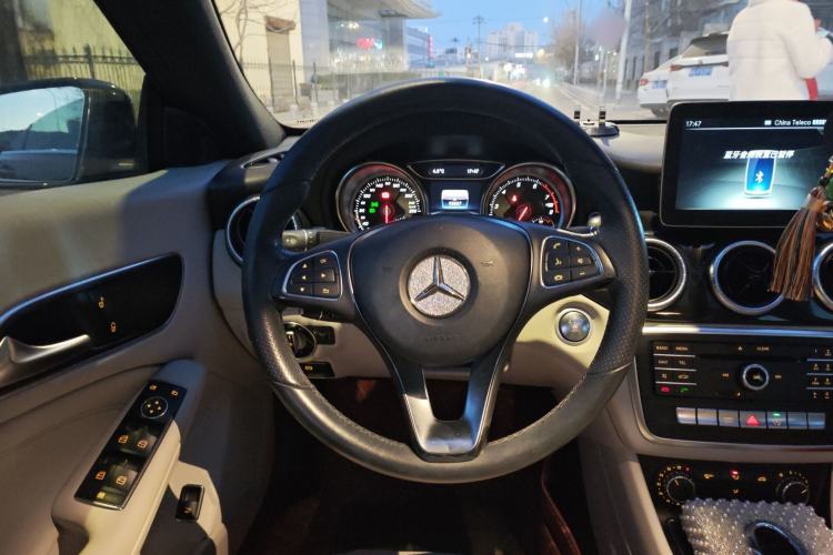 Used Mercedes-Benz CLA 2017 Facelifted CLA 180 Steering Wheel
