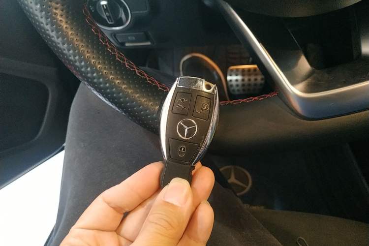 Used Mercedes-Benz CLA 2017 CLA 220 4MATIC Vehicle Key