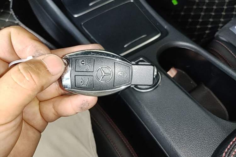 Used Mercedes-Benz CLA 2017 CLA 220 4MATIC Vehicle Key