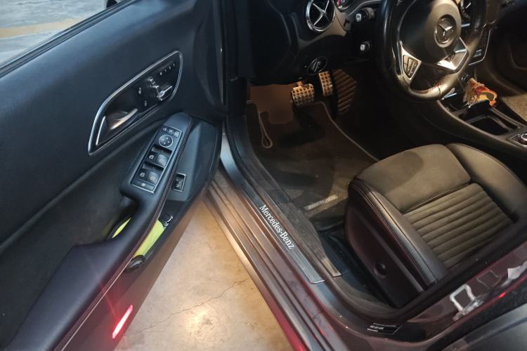 Used Mercedes-Benz CLA 2017 CLA 220 4MATIC Driver Seat