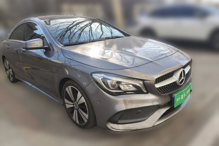 Used Mercedes-Benz CLA 2017 Facelifted CLA 200 Stylish Edition Front Right 45 Deg