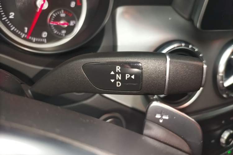 Used Mercedes-Benz CLA 2017 CLA 220 4MATIC Gear Lever