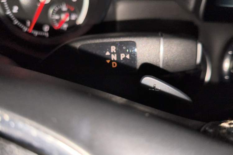 Used Mercedes-Benz CLA 2017 Facelifted CLA 200 Stylish Edition Gear Lever