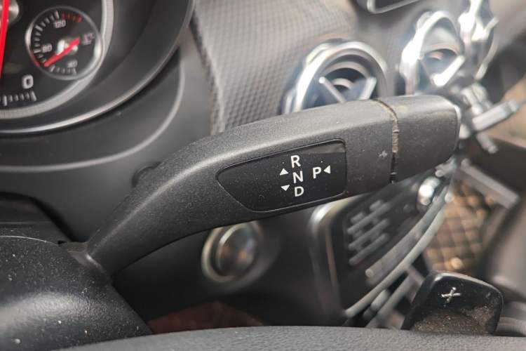 Used Mercedes-Benz CLA 2017 Facelifted CLA 200 Stylish Edition Gear Lever