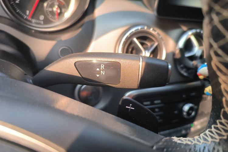 Used Mercedes-Benz CLA 2017 Facelifted CLA 200 Stylish Edition Gear Lever