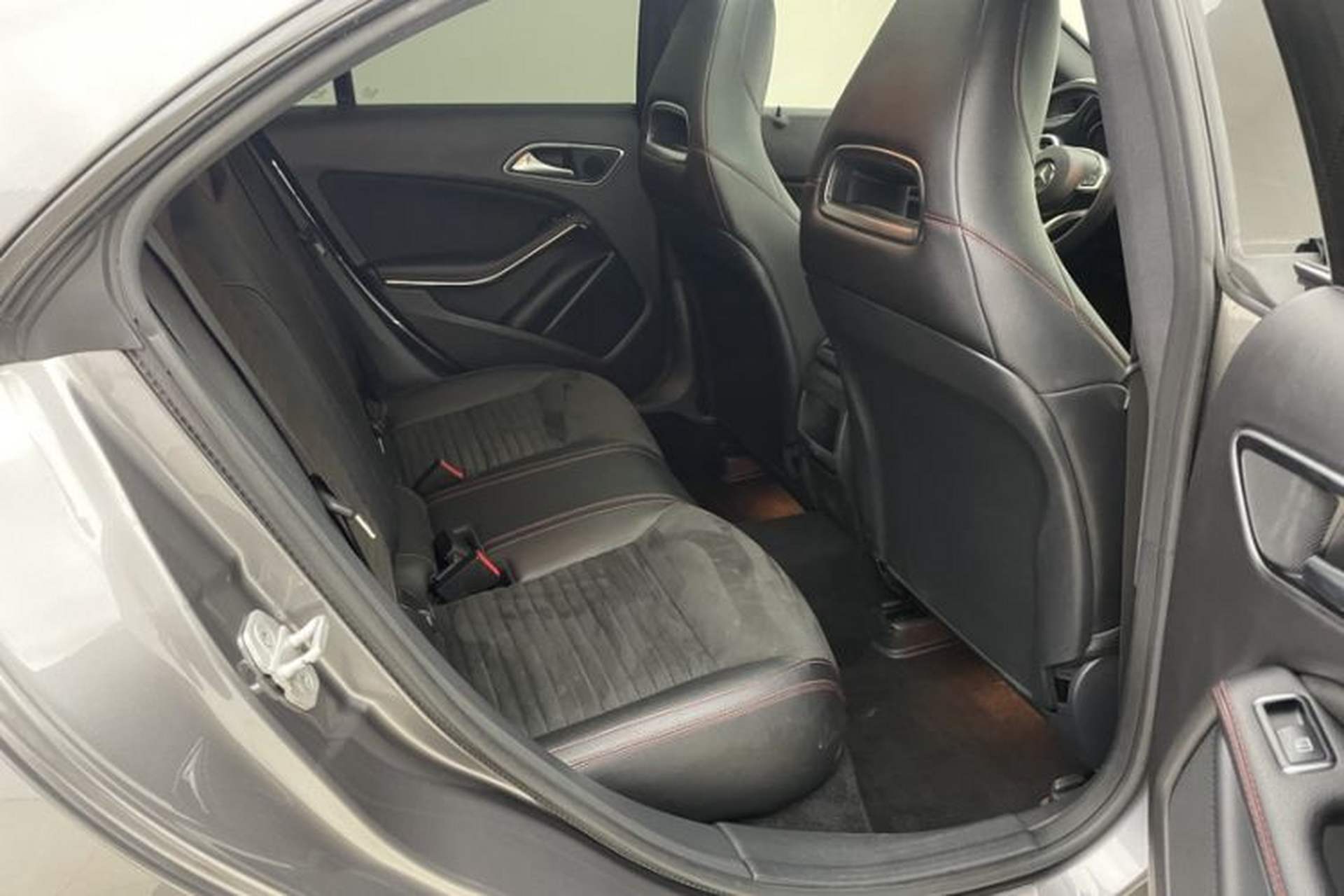 Used Mercedes-Benz CLA 2017 Refreshed CLA 220 4MATIC Interior 3