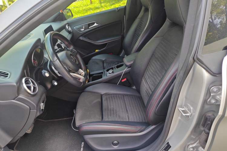 Used Mercedes-Benz CLA 2017 CLA 220 4MATIC Left Front Seat