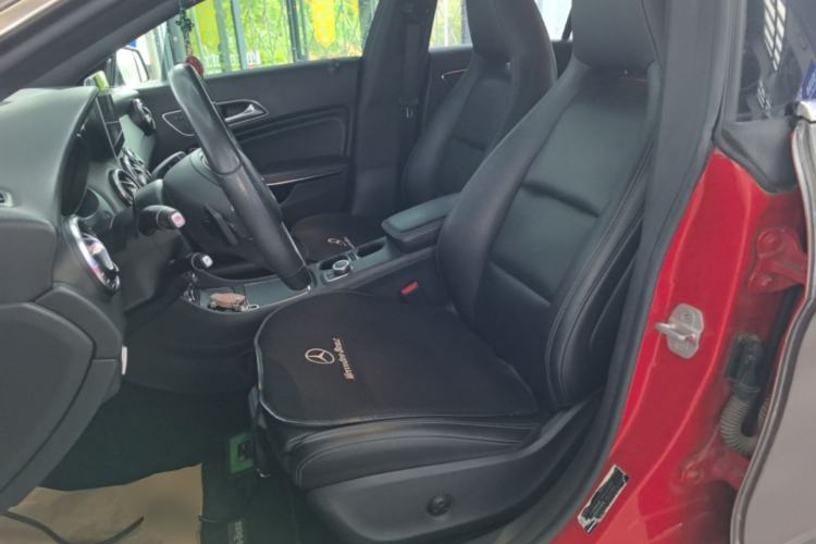 Used Mercedes-Benz CLA 2017 Facelifted CLA 200 Stylish Edition Left Front Seat