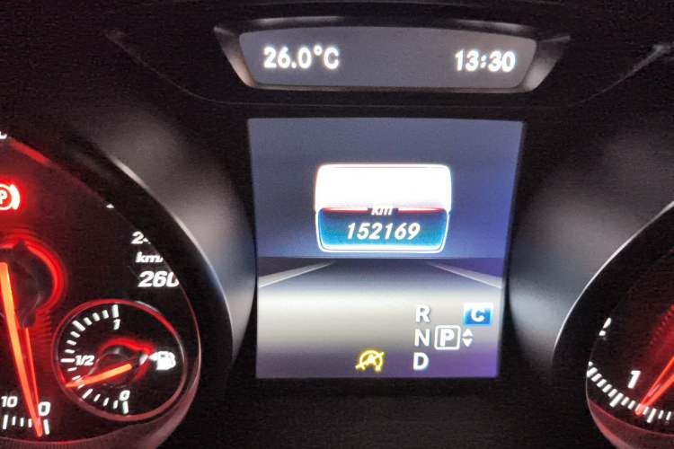 Used Mercedes-Benz CLA 2017 Facelifted CLA 200 Stylish Edition Odometer Close Up