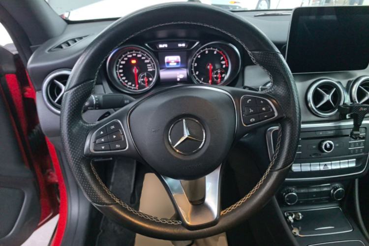 Used Mercedes-Benz CLA 2017 Facelifted CLA 200 Stylish Edition Steering Wheel