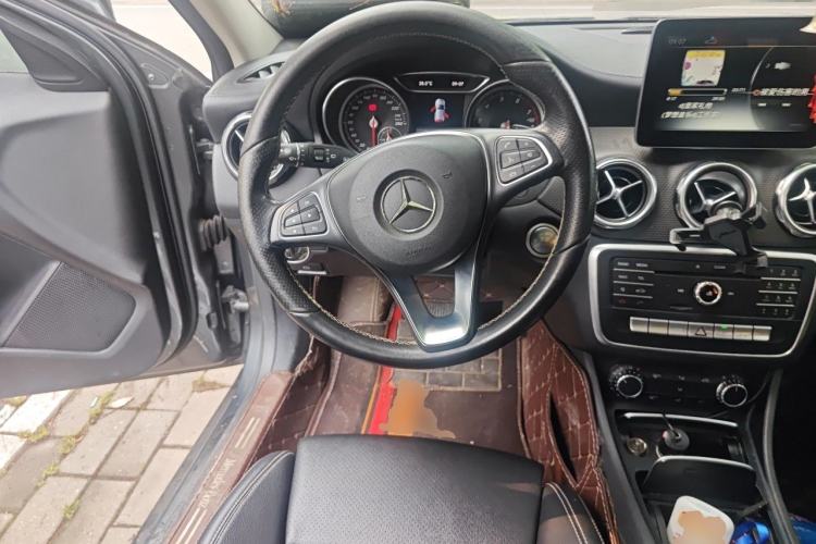 Used Mercedes-Benz CLA 2017 Facelifted CLA 200 Stylish Edition Steering Wheel