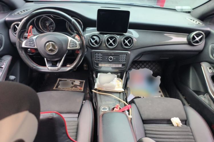 Used Mercedes-Benz CLA 2017 CLA 220 4MATIC Center Console