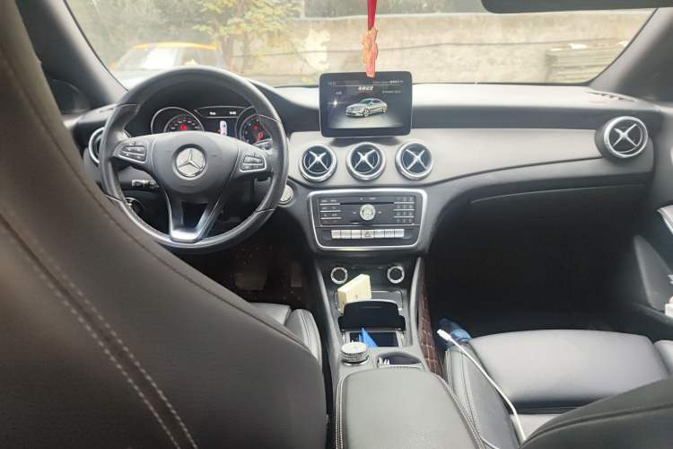 Used Mercedes-Benz CLA 2017 Facelifted CLA 200 Stylish Edition Interior 2