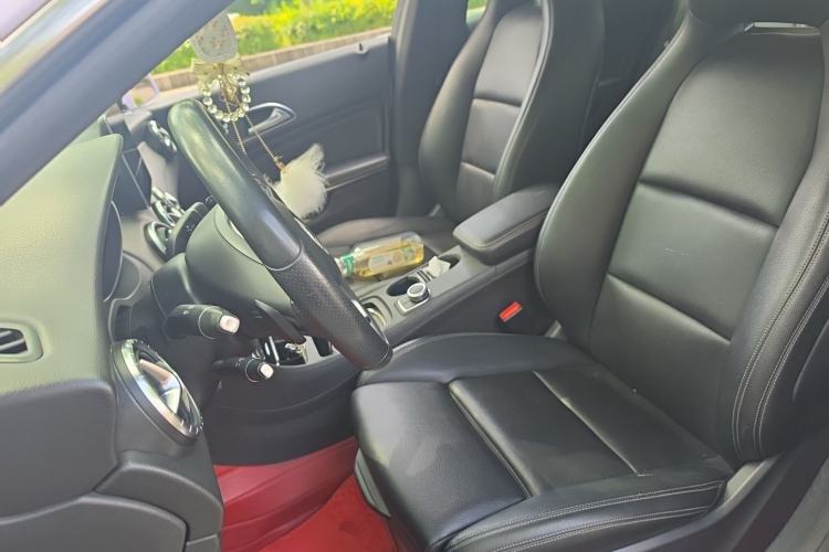 Used Mercedes-Benz CLA 2017 Facelifted CLA 200 Stylish Edition Left Front Seat