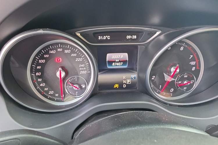 Used Mercedes-Benz CLA 2017 Facelifted CLA 200 Stylish Edition Odometer Close Up