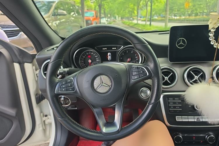 Used Mercedes-Benz CLA 2017 Facelifted CLA 200 Stylish Edition Steering Wheel