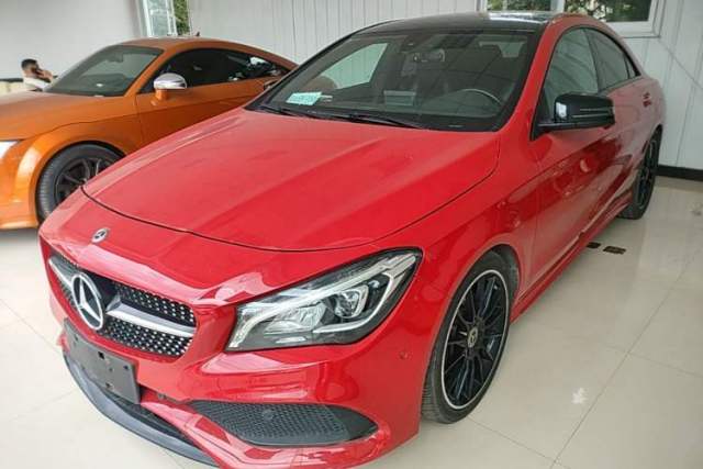 Ojetý Mercedes-Benz CLA 2017 Year Restyled CLA 260 4MATIC