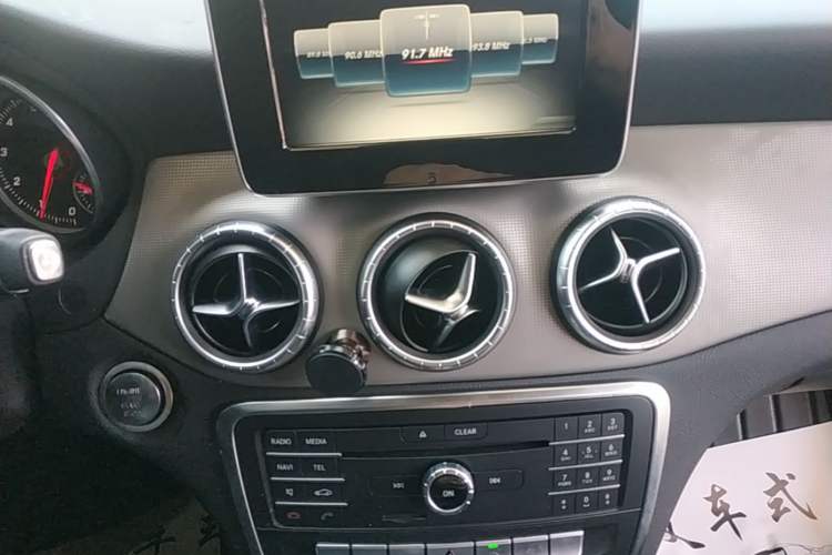 Used Mercedes-Benz CLA 2017 CLA 200 Style Edition Audio And AC Panel