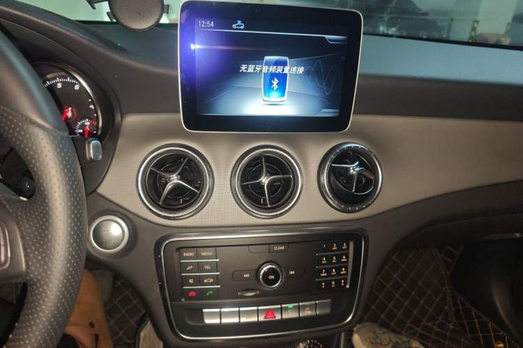 Used Mercedes-Benz CLA 2017 Facelifted CLA 200 Stylish Edition Audio And AC Panel
