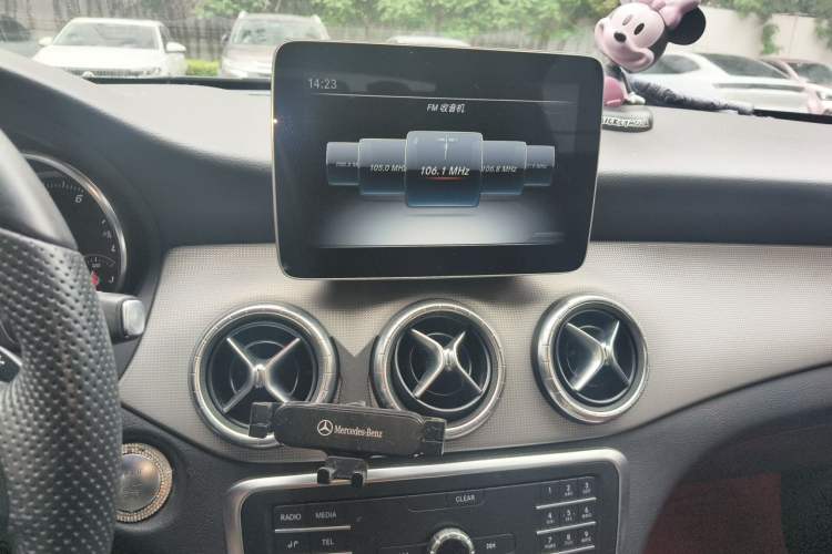 Used Mercedes-Benz CLA 2017 Refreshed CLA 200 Sport Edition Audio And AC Panel